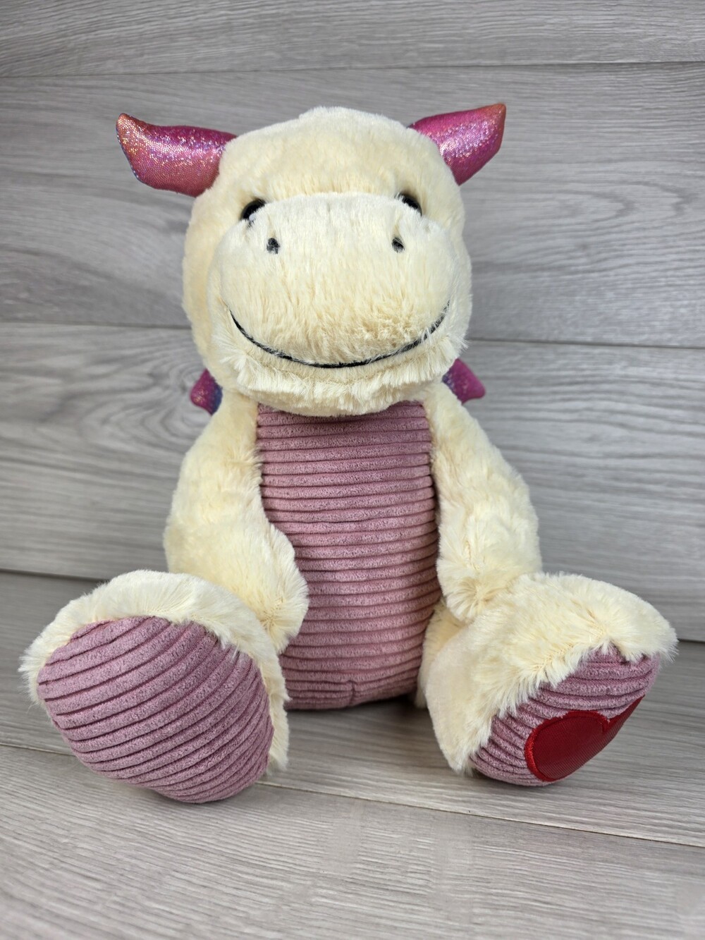 Plush Dragon Shiny Accents Corduroy Belly Heart On Foot Destination Holiday SU7